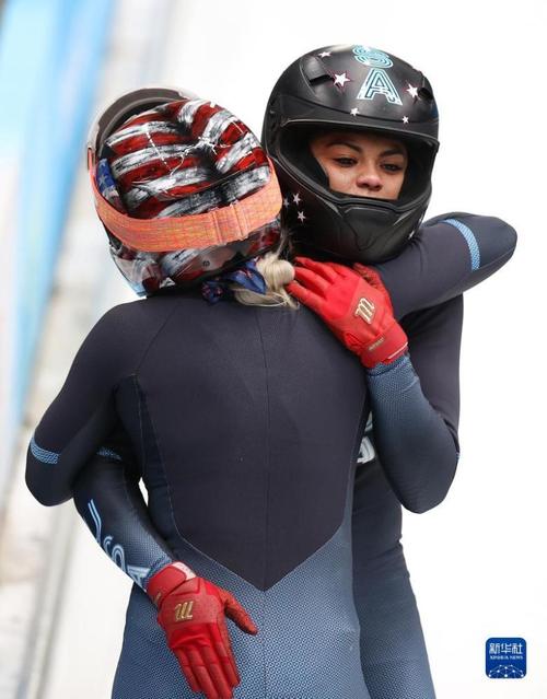 书写新纪录 中国女子双人雪橇收获第八名