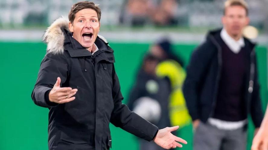 格拉斯纳总结败因：防守表现不可接受且不配赢球