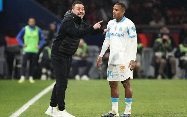 德天空最新爆料：多家俱乐部询价德泽尔比，含英格兰球队