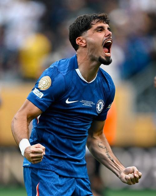 内托遭球迷网暴困扰,社媒切尔西内容仍未删除