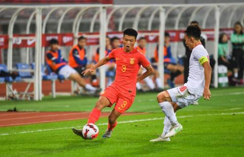 中国U19国青1-1乌兹别克斯坦,热身赛首战1-0告捷