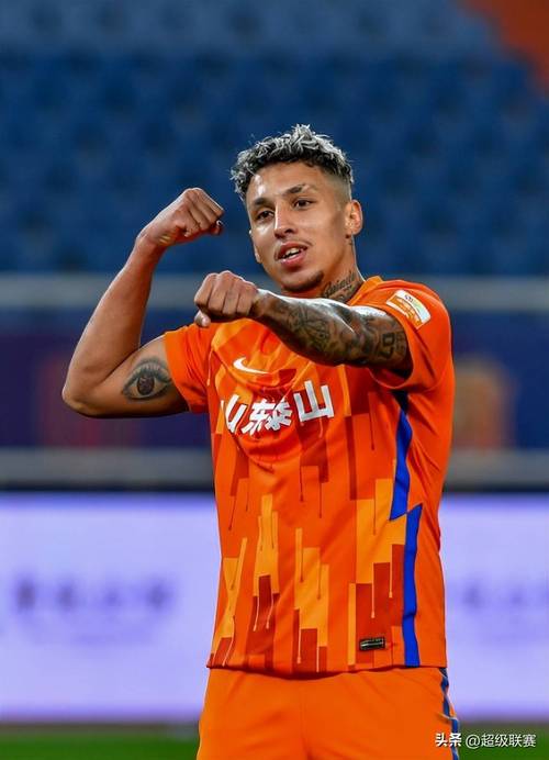 泰山队锋线外援瞄准肯尼迪·博阿滕,顺位靠前谈判中