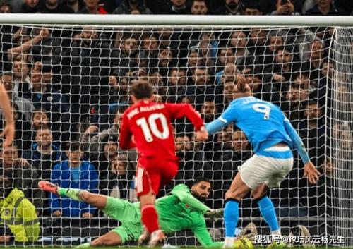 1次vs31次！利物浦主场进攻瘫痪，曼城传递碾压