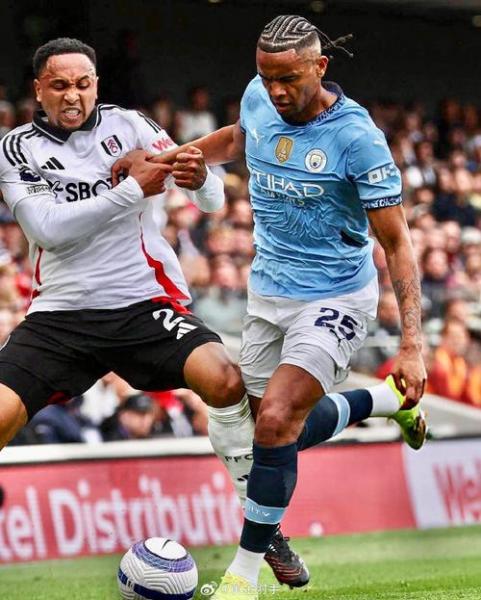 曼城铁卫阿坎吉：专注于防守，进球并非我的主要工作