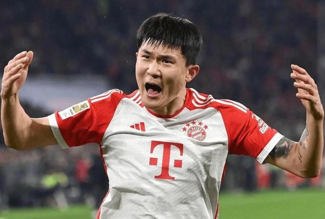 孔帕尼：金玟哉上轮首发，本场未进名单属正常轮换