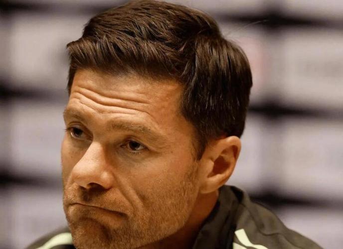 琼阿梅尼专访：适应阿韦洛亚风格是当前球队关键