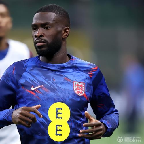 巴拉克称金玟哉近几周表现出色,对其落选大名单表遗憾