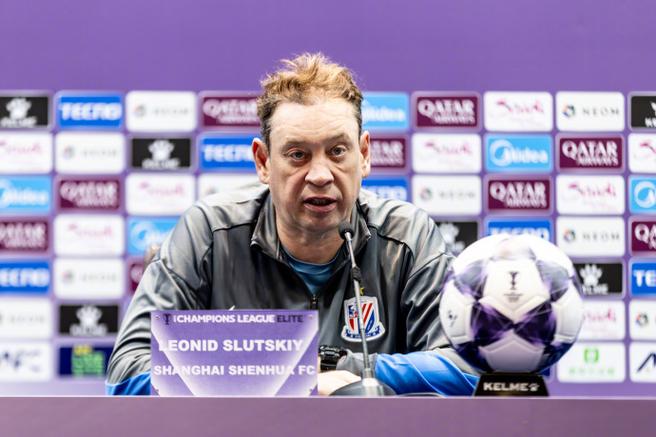 斯卢茨基揭秘变阵433原因,外援前锋成战术核心因素