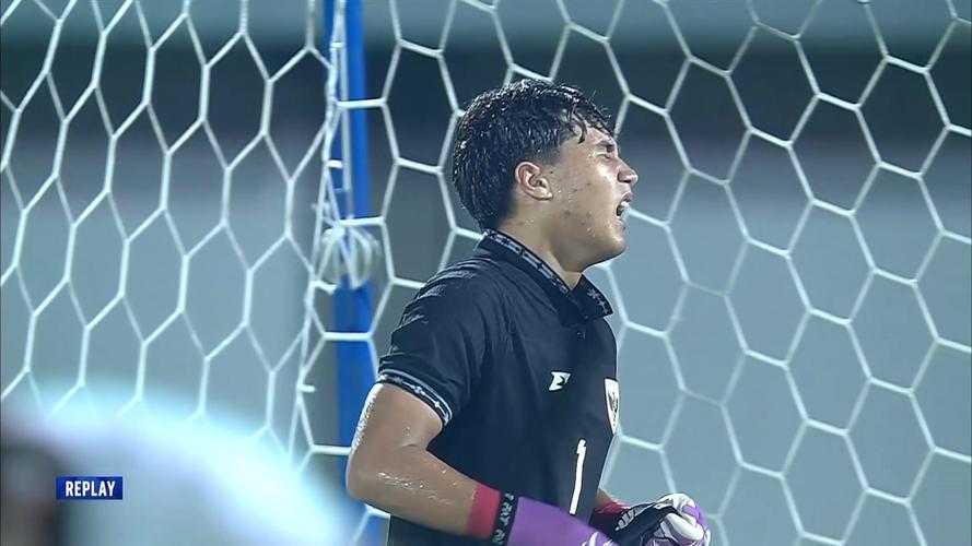 中国U17六球大捷，张伯霖小角度爆射破印尼球门
