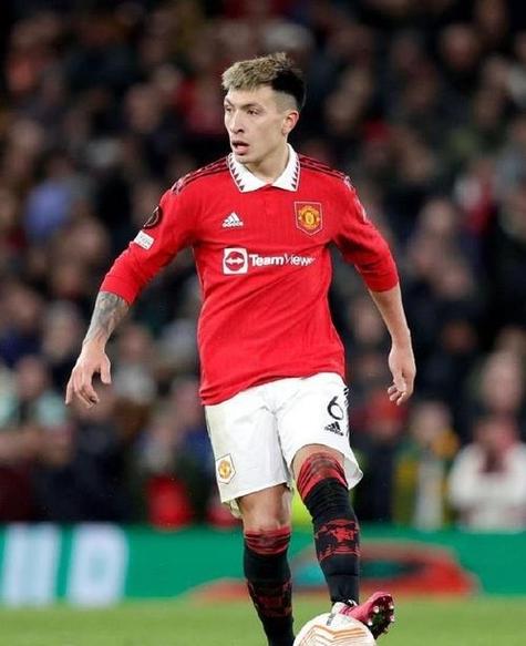 利马复出成曼联转折点,防线提升带动球队成绩飞跃!