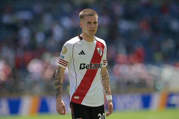 皇马小将马斯坦托诺适应顺利，俱乐部坚信其成长潜力