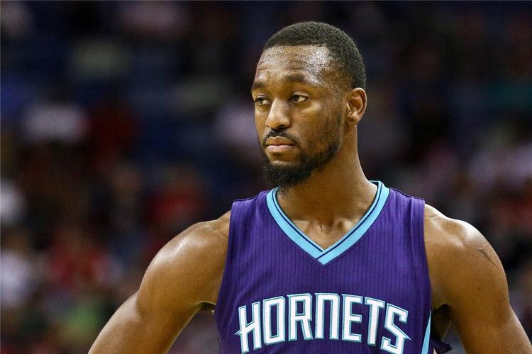 沃克家庭扩容：第7个孩子将至，系妻子第5胎