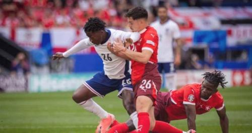 梅努重生记：卡里克上任后坐稳主力，率队4连胜打破离队谣言