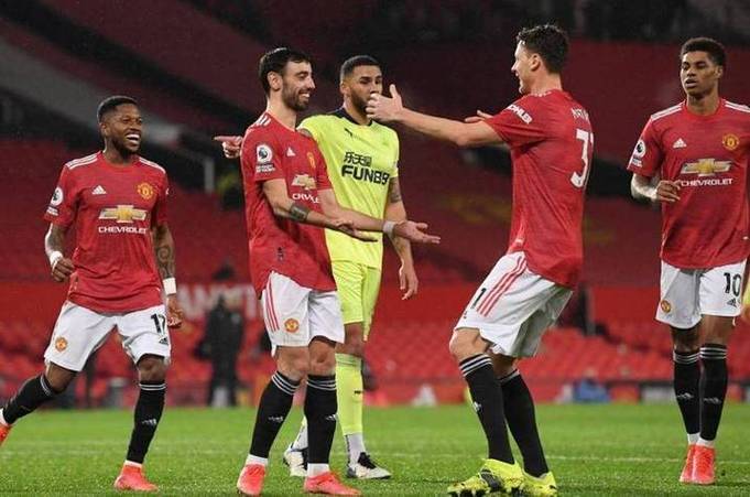 英超焦点战!斯洛特赛前强调击败曼城的重要与难度