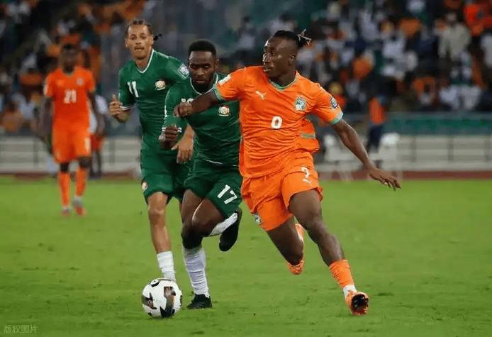 恩库鲁退役！喀麦隆2017非洲杯夺冠主力中卫