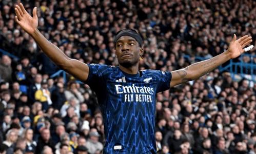 枪手马杜埃凯被换下后立马丢球 萨卡登场多项数据为零