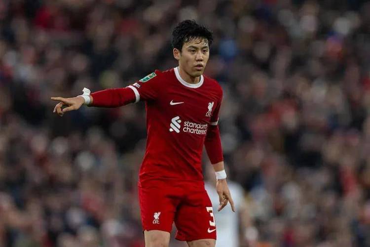 斯洛特坦言远藤航伤情不容乐观,红军后防面临严峻考验