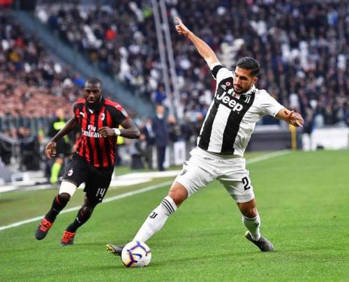 埃尔坎督战尤文训练课，全队专注备战欧冠及意大利国家德比