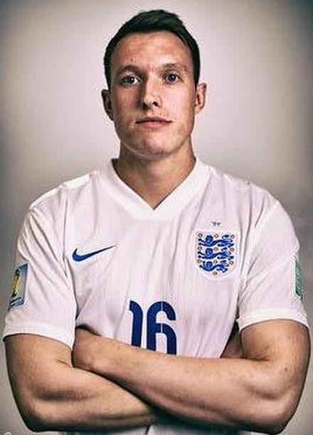 布莱克本官方宣布菲尔·琼斯回归，进入教练组