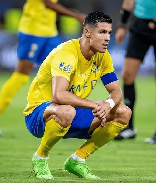 C罗回归赛场！已入选利雅得胜利大名单