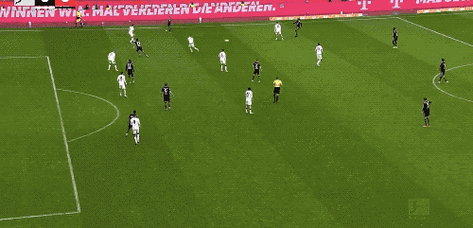 复盘基米希禁区倒地瞬间,裁判认定不构成点球依据