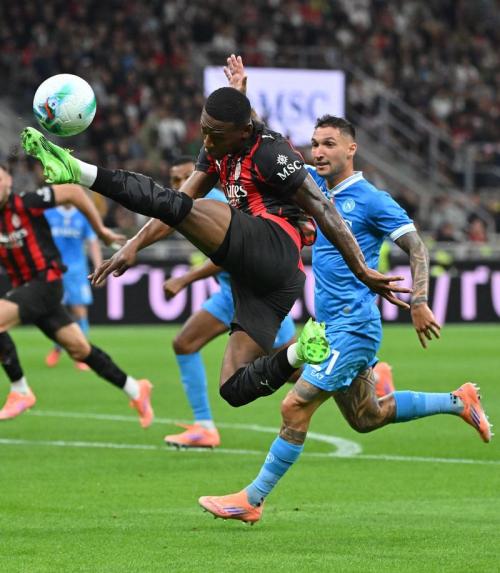 意甲前瞻：那不勒斯迎战罗马，迪巴拉可能因膝伤缺席