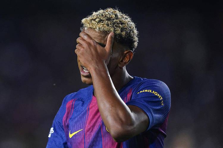 姆巴佩未登场引热议，阿韦洛亚称是避免冒险决策