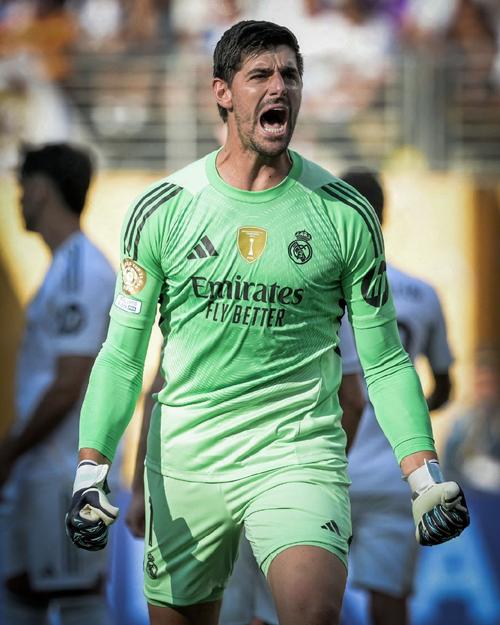 帕夫利季斯坦言：穆帅严禁透露战术，盛赞库尔图瓦最强之一