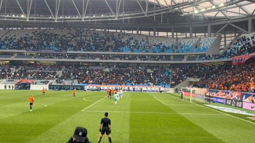 基翁提出埃泽改进方向：增加前插，更接近球门威胁区