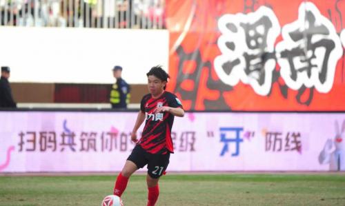 陕西联合三球员徐武周煜辰张裕碹转会厦门