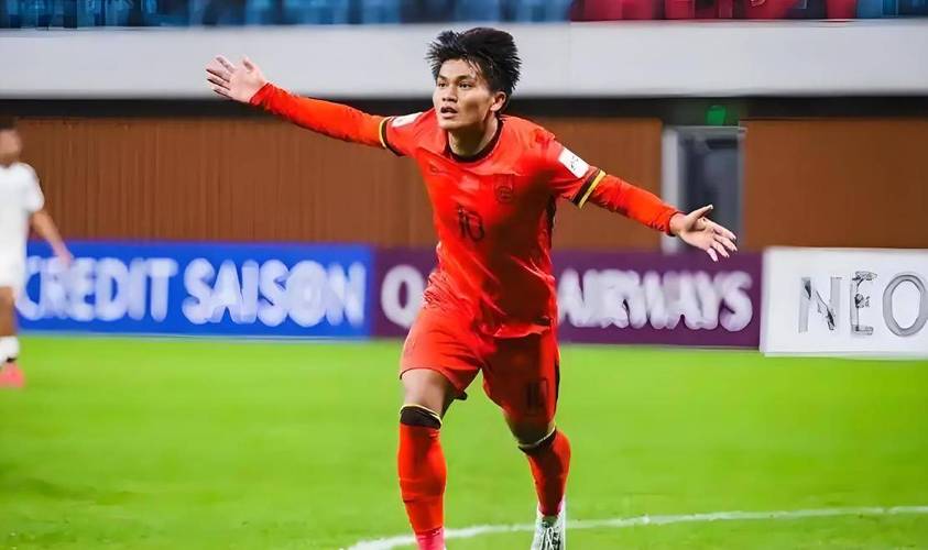 球迷会长透露王昊斌租借广州豹消息