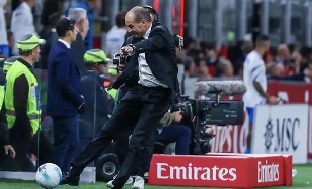 尤文胜仗后阿莱格里称已为德比备战,盼米兰交好运