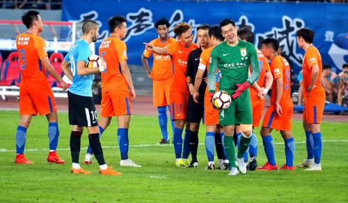 新援舍什科近8场7球扛起进攻，连续三场破门显神威