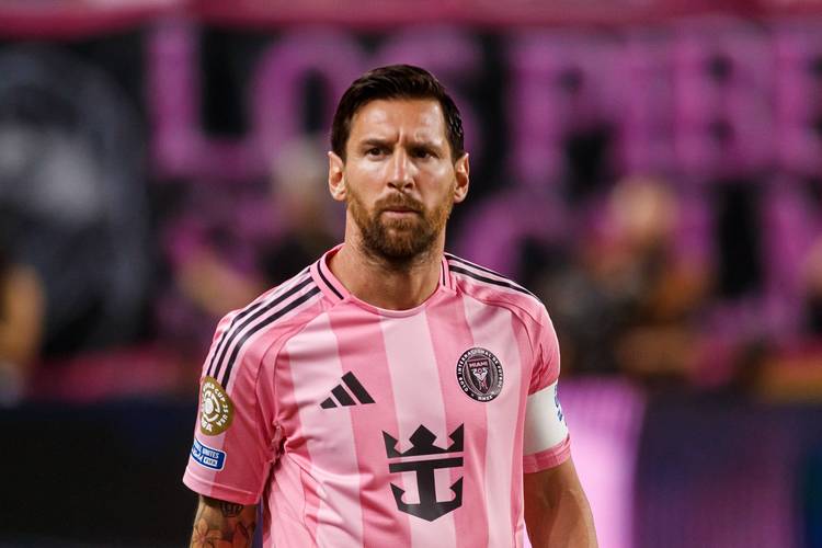 迈阿密赛程挑战：1凌晨3早上梅西冲900球大关