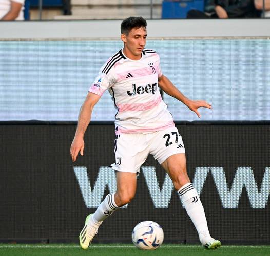 加蒂反驳：加斯佩里尼，你说我们庆祝1分？这分就是赚的！