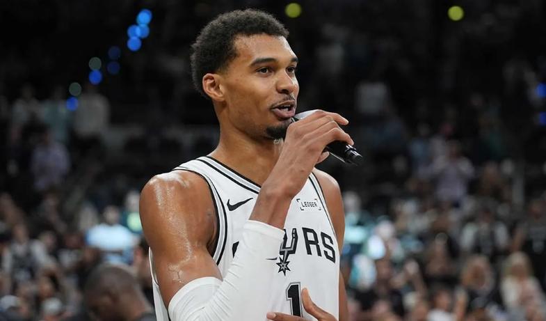 热刺降级风险触发合同条款，球员薪资或遭腰斩50%