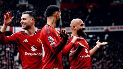 曼联引援现良机：意大利出局后猛追1亿镑中场