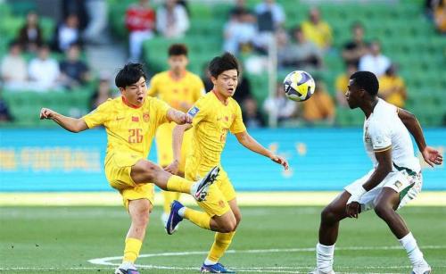 国足客战喀麦隆实力对比，轻松取胜可能性探讨