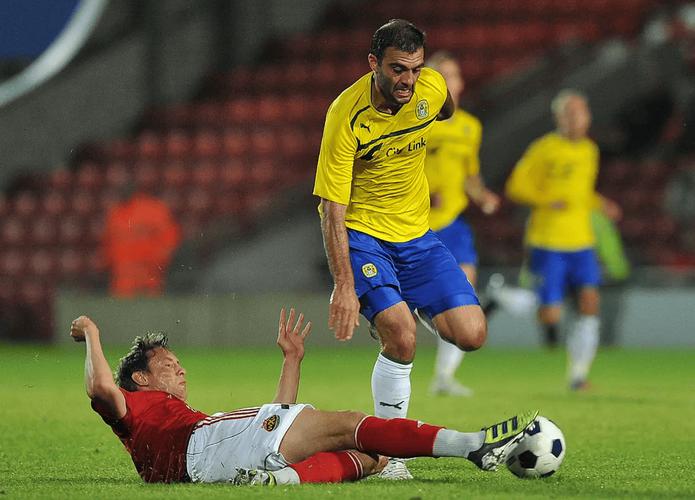 雷克斯汉姆客战西布罗姆维奇，有望带走积分全身而退