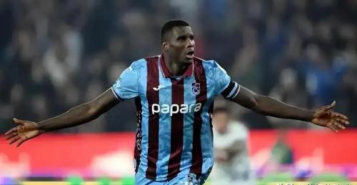 比甲金靴到土超王者，2米高中锋屡献神仙球逆袭