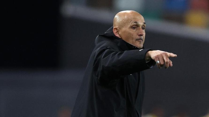 费拉拉：尤文全队信任斯帕莱蒂工作，拥抱是团结信号