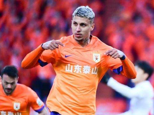 铁人0-3泰山观察：防线稚嫩难挡对手老到进攻